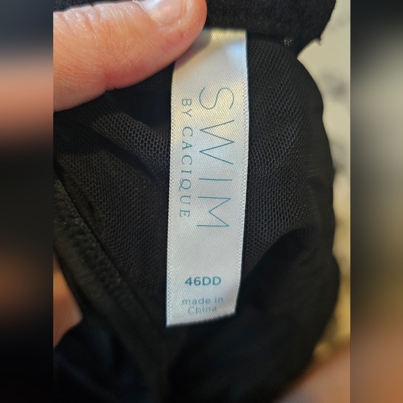 Elegant Black Women's Swim Top - Picture 2 of 4